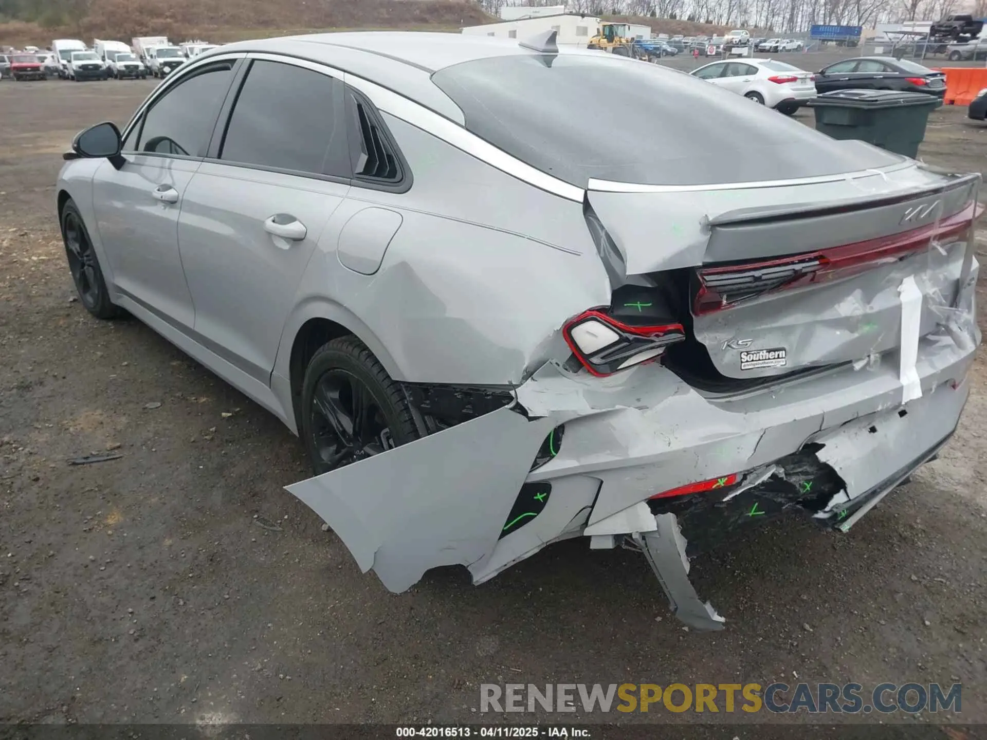 19 fotografías del automóvil dañado 5XXG64J23NG155670 KIA K5 2022