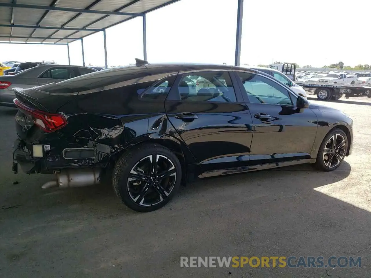 3 fotografías del automóvil dañado 5XXG64J24NG115825 KIA K5 2022