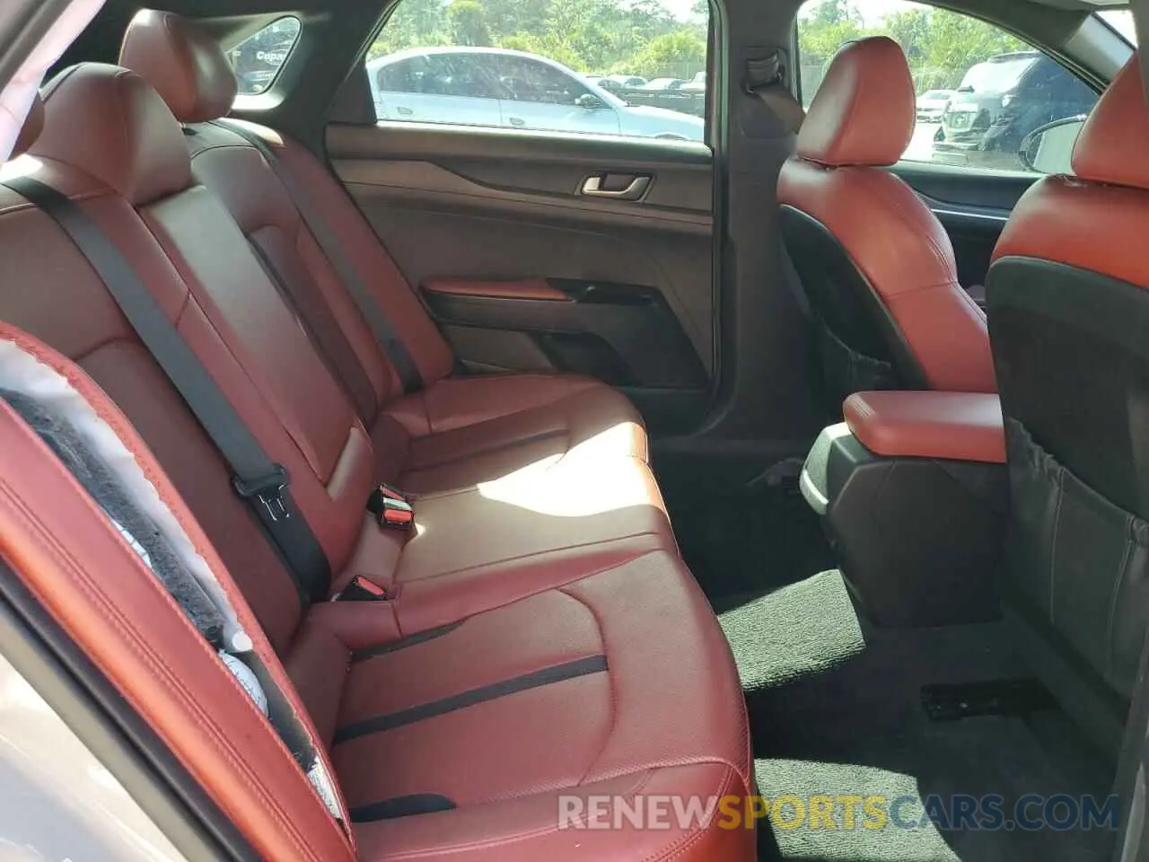 10 fotografías del automóvil dañado 5XXG64J24NG154835 KIA K5 2022