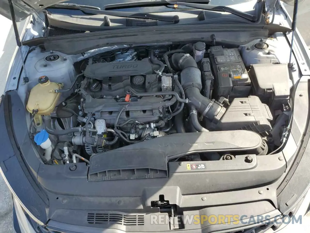 11 fotografías del automóvil dañado 5XXG64J24NG154835 KIA K5 2022
