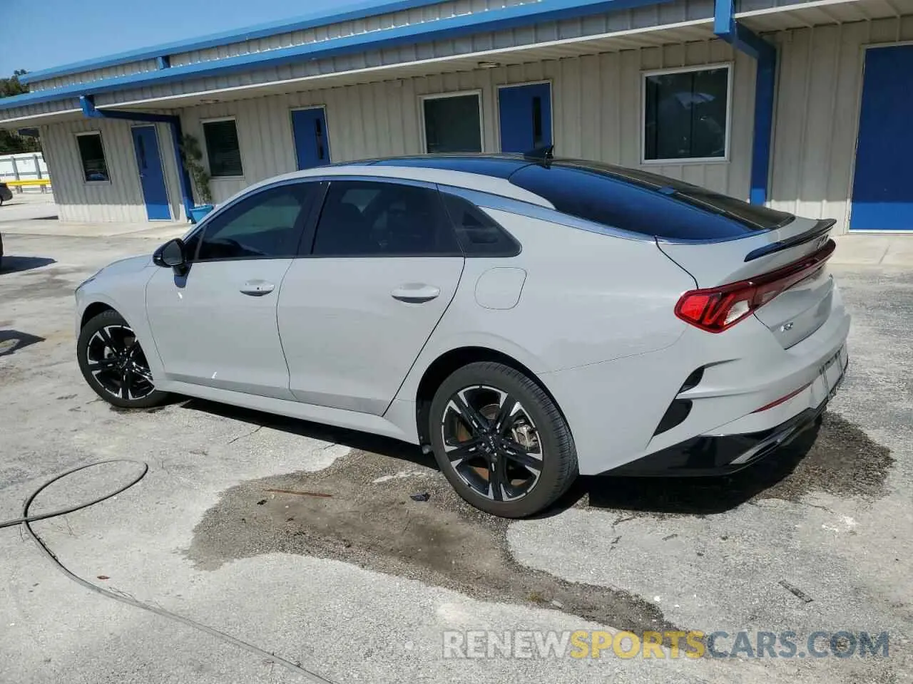 2 fotografías del automóvil dañado 5XXG64J24NG154835 KIA K5 2022