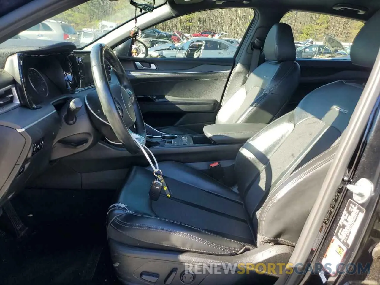 7 fotografías del automóvil dañado 5XXG64J25NG083158 KIA K5 2022