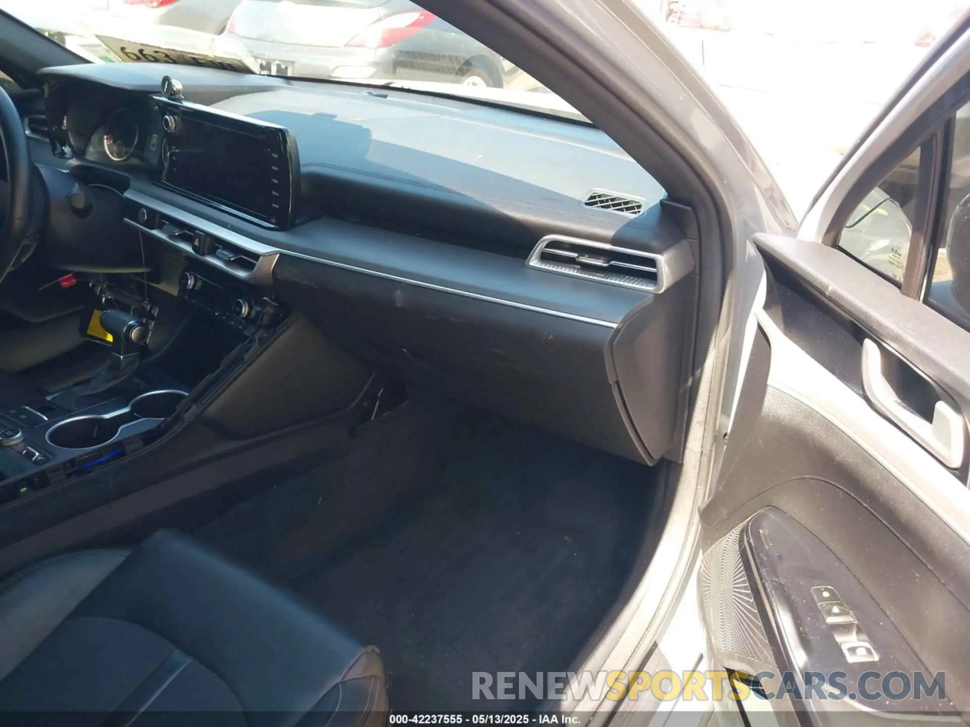 5 fotografías del automóvil dañado 5XXG64J26NG090734 KIA K5 2022