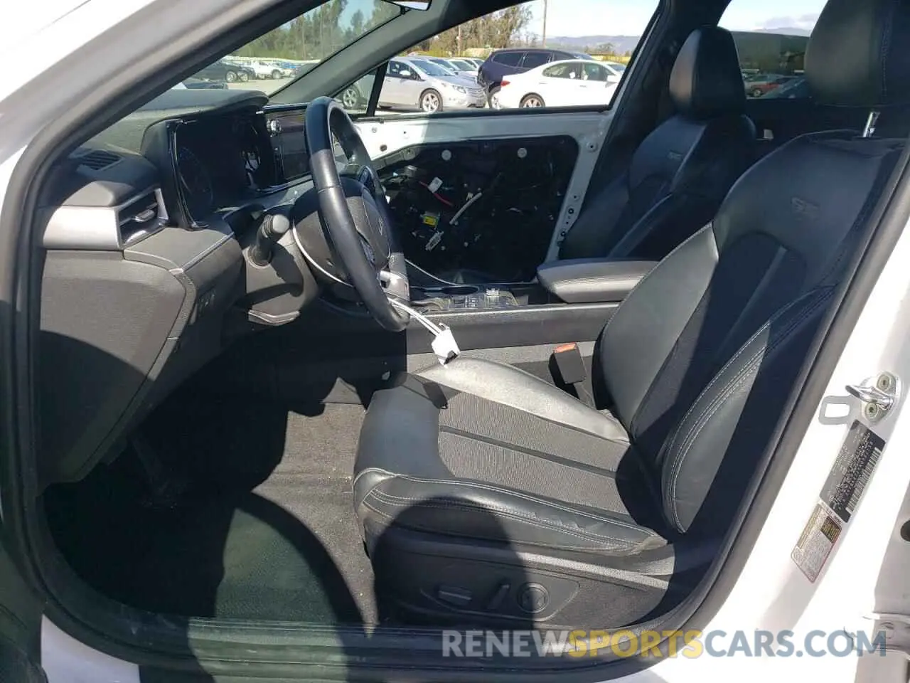 7 fotografías del automóvil dañado 5XXG64J26NG092158 KIA K5 2022