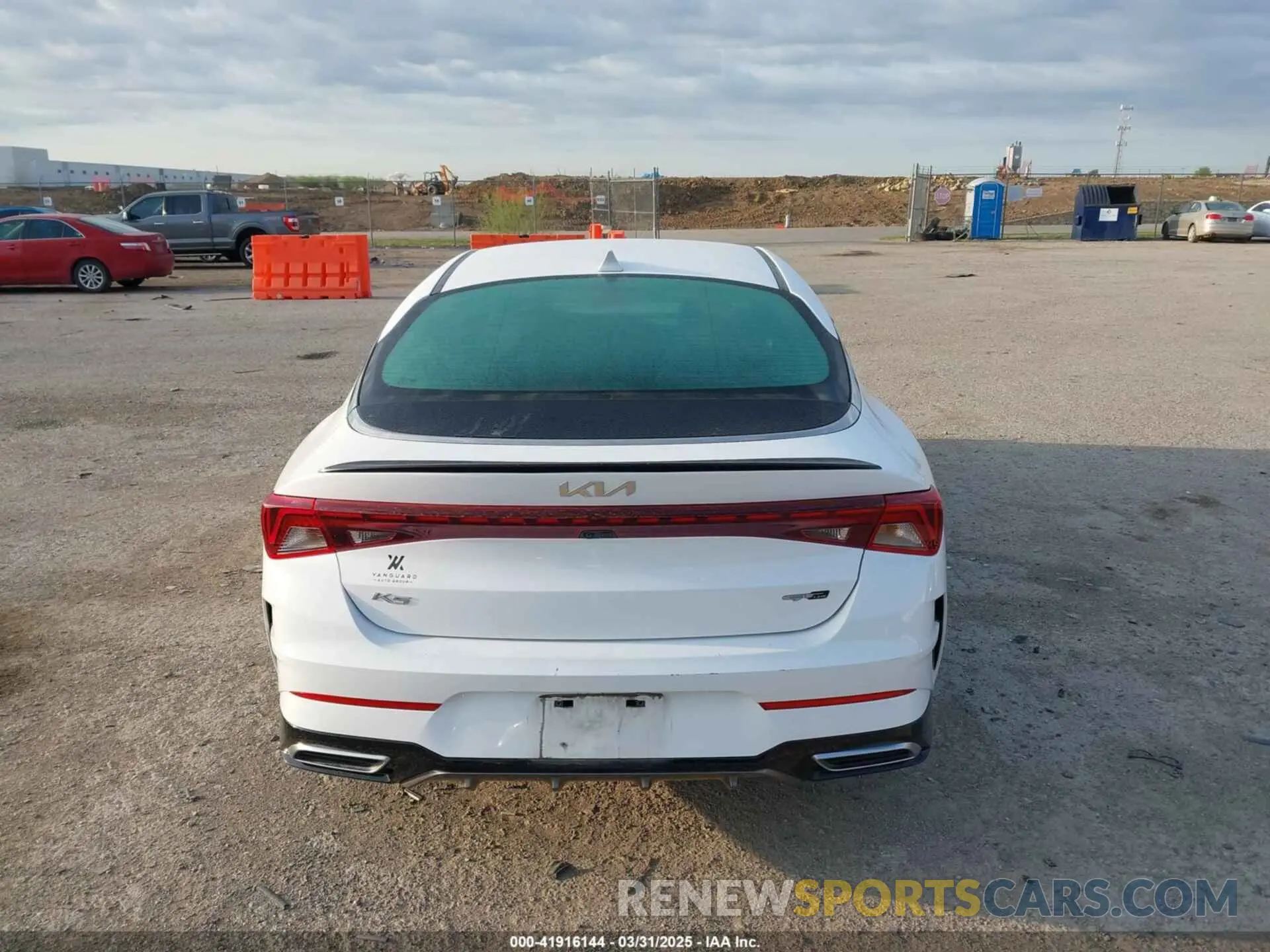 17 fotografías del automóvil dañado 5XXG64J26NG105409 KIA K5 2022