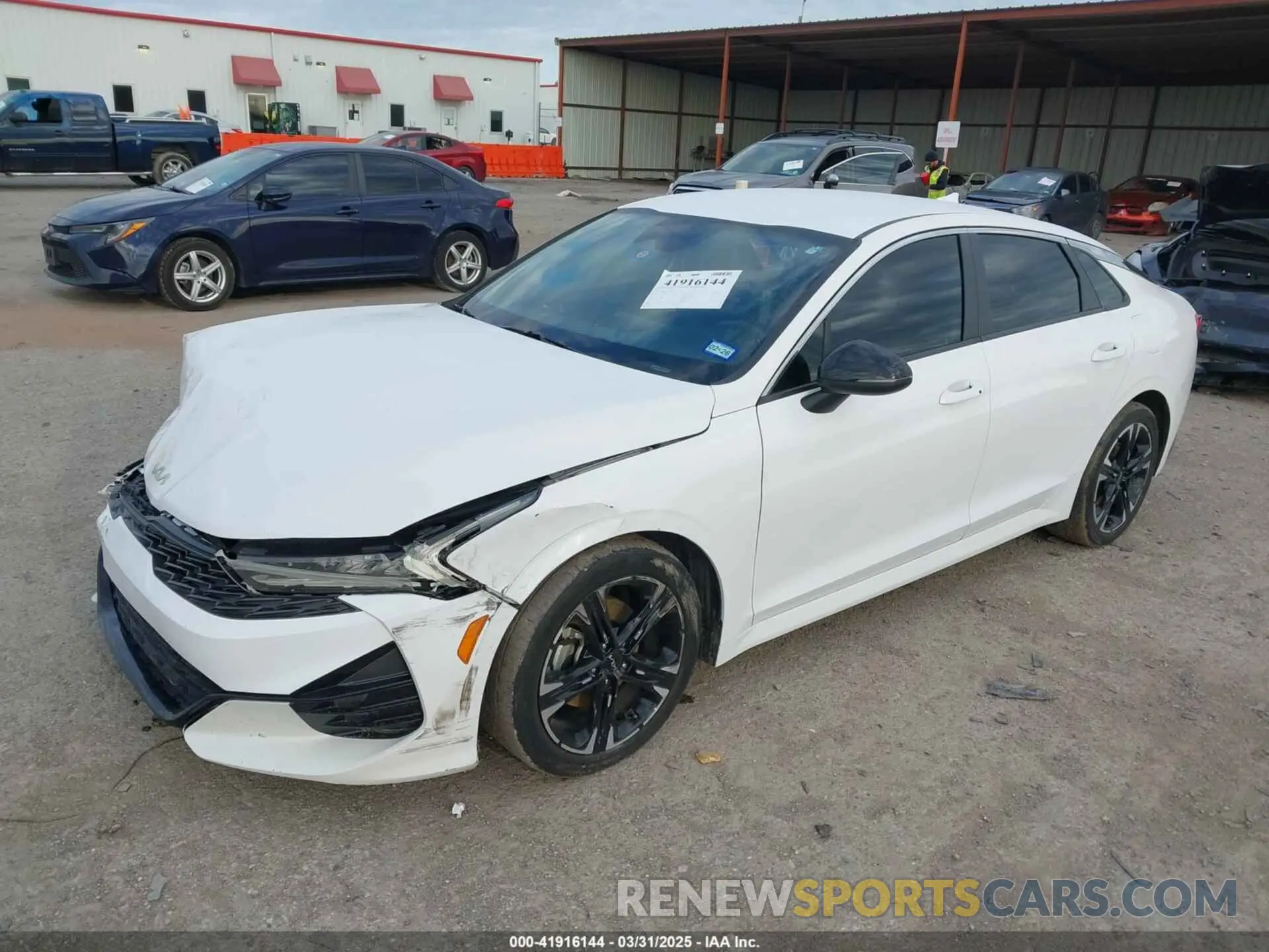 2 fotografías del automóvil dañado 5XXG64J26NG105409 KIA K5 2022
