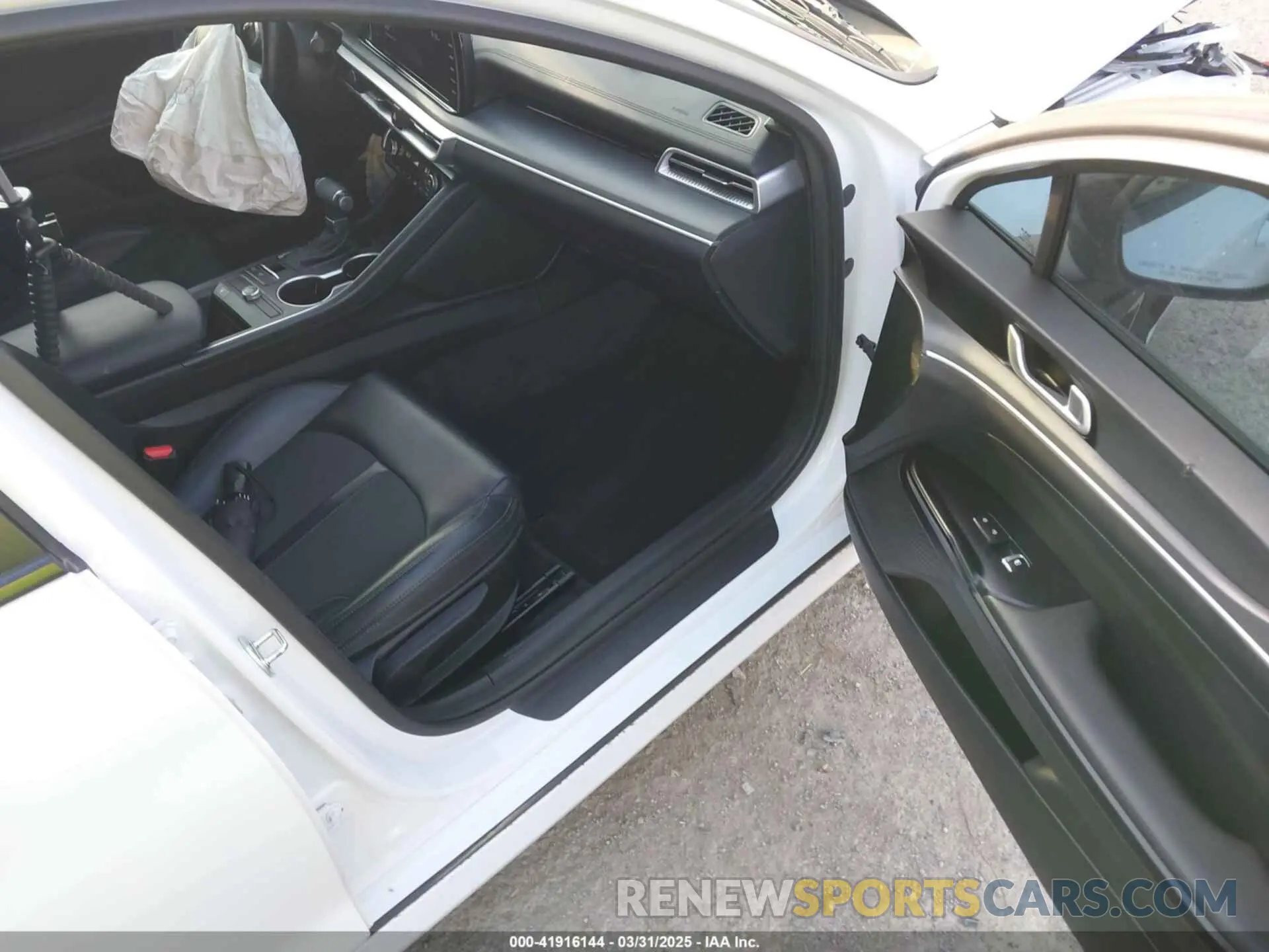 5 fotografías del automóvil dañado 5XXG64J26NG105409 KIA K5 2022