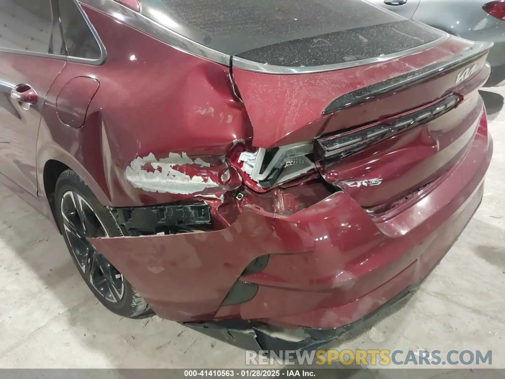 19 fotografías del automóvil dañado 5XXG64J26NG132254 KIA K5 2022