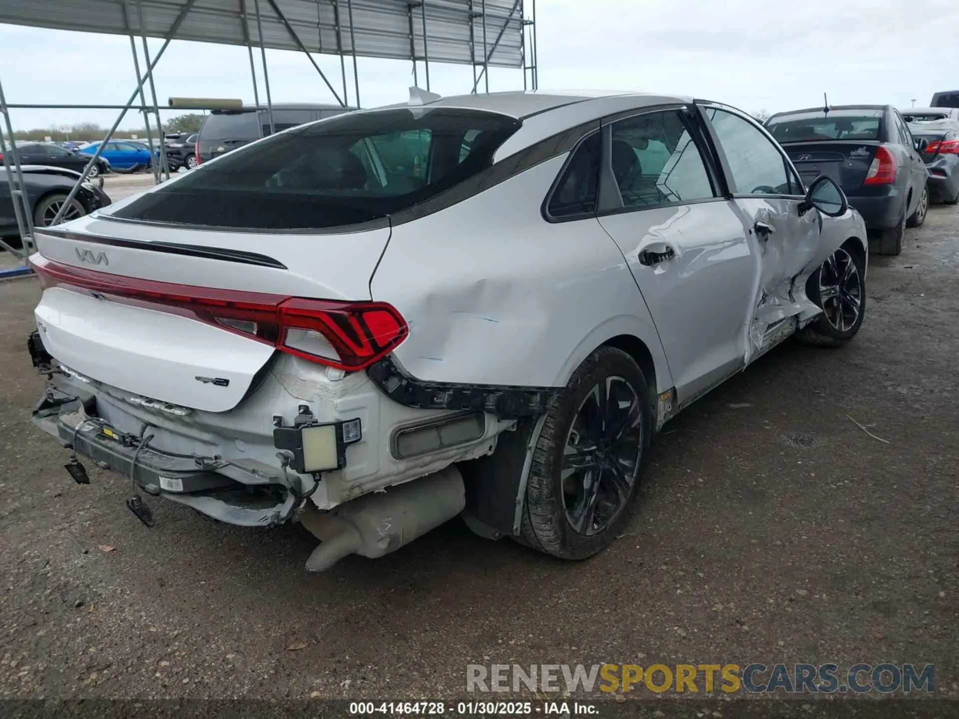 4 fotografías del automóvil dañado 5XXG64J26NG144453 KIA K5 2022