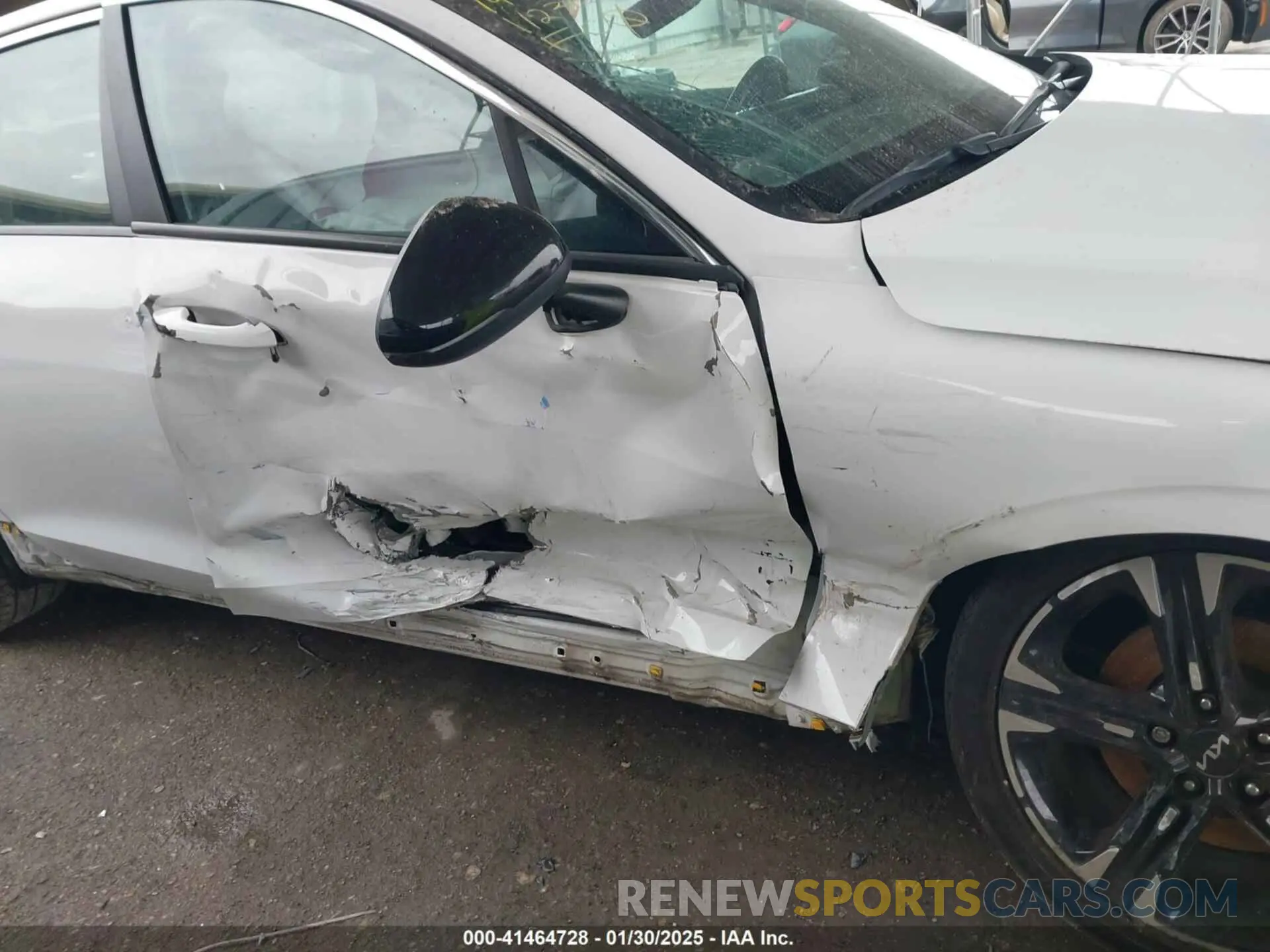 6 fotografías del automóvil dañado 5XXG64J26NG144453 KIA K5 2022
