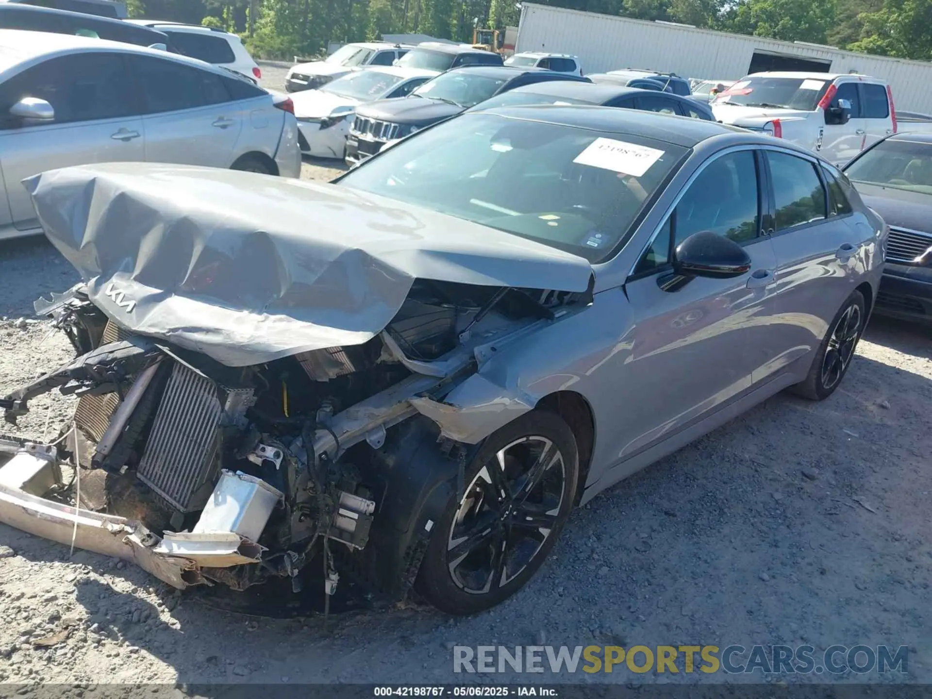 2 fotografías del automóvil dañado 5XXG64J26NG160961 KIA K5 2022