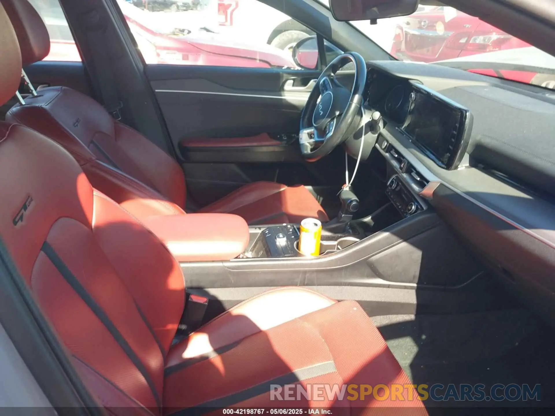 5 fotografías del automóvil dañado 5XXG64J26NG160961 KIA K5 2022
