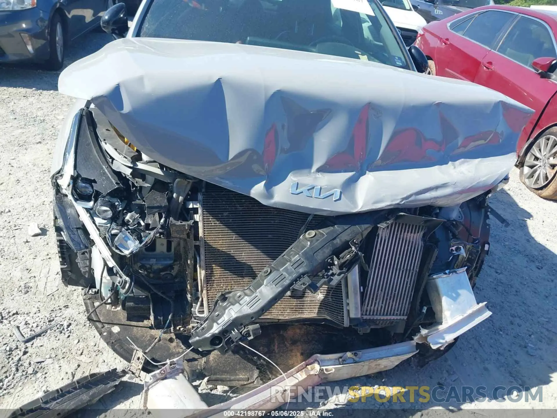 6 fotografías del automóvil dañado 5XXG64J26NG160961 KIA K5 2022