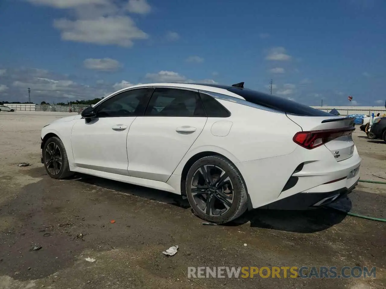 2 fotografías del automóvil dañado 5XXG64J27NG127872 KIA K5 2022