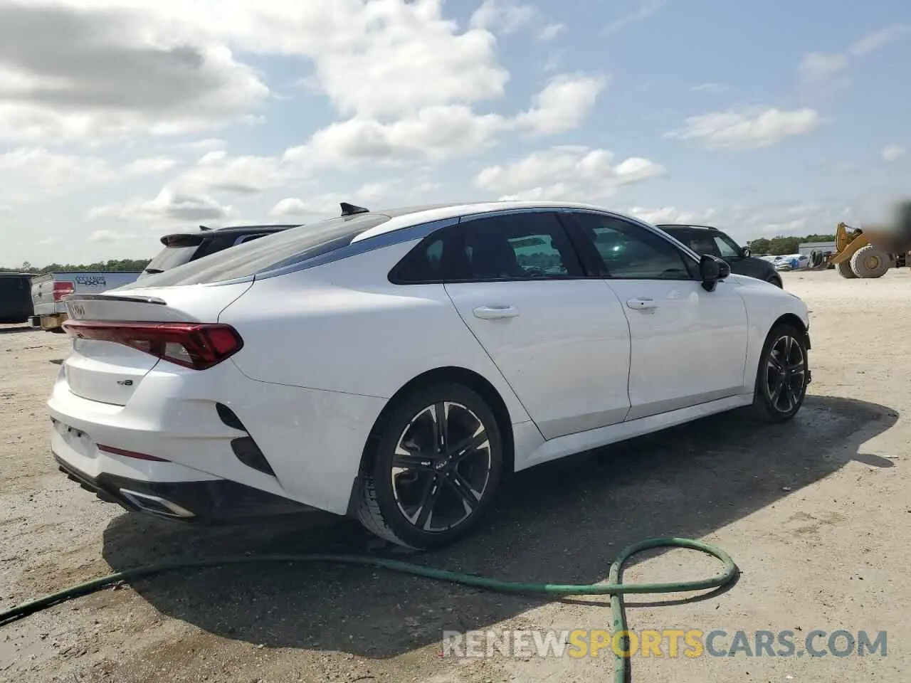 3 fotografías del automóvil dañado 5XXG64J27NG127872 KIA K5 2022