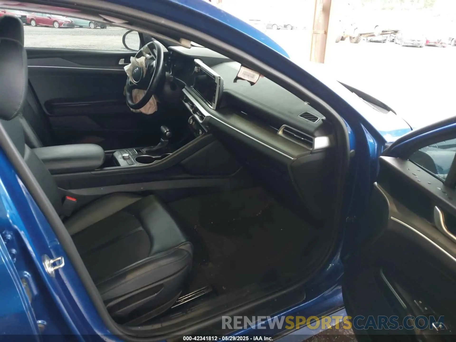 5 fotografías del automóvil dañado 5XXG64J28NG135866 KIA K5 2022