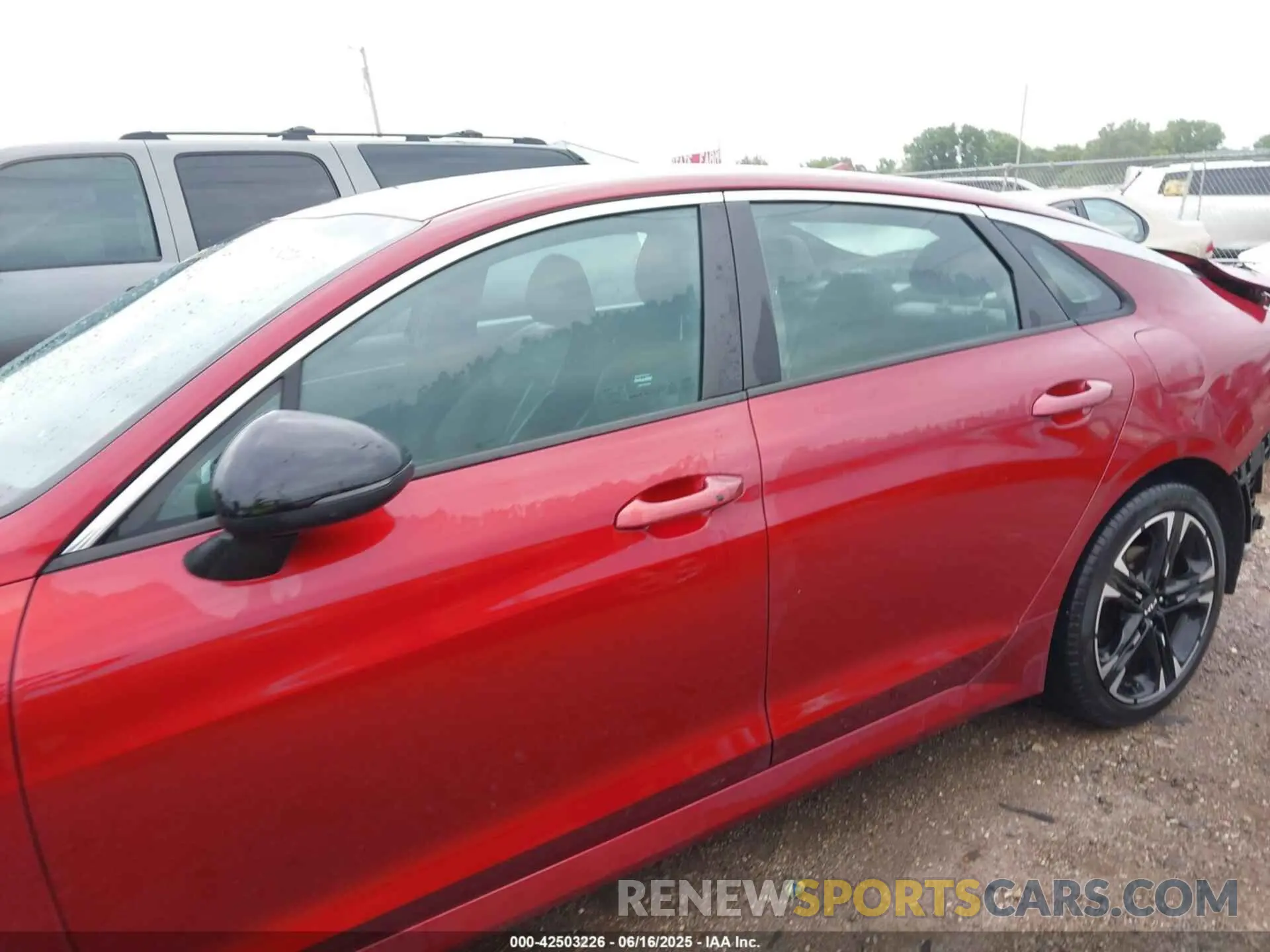 15 fotografías del automóvil dañado 5XXG64J29NG086029 KIA K5 2022