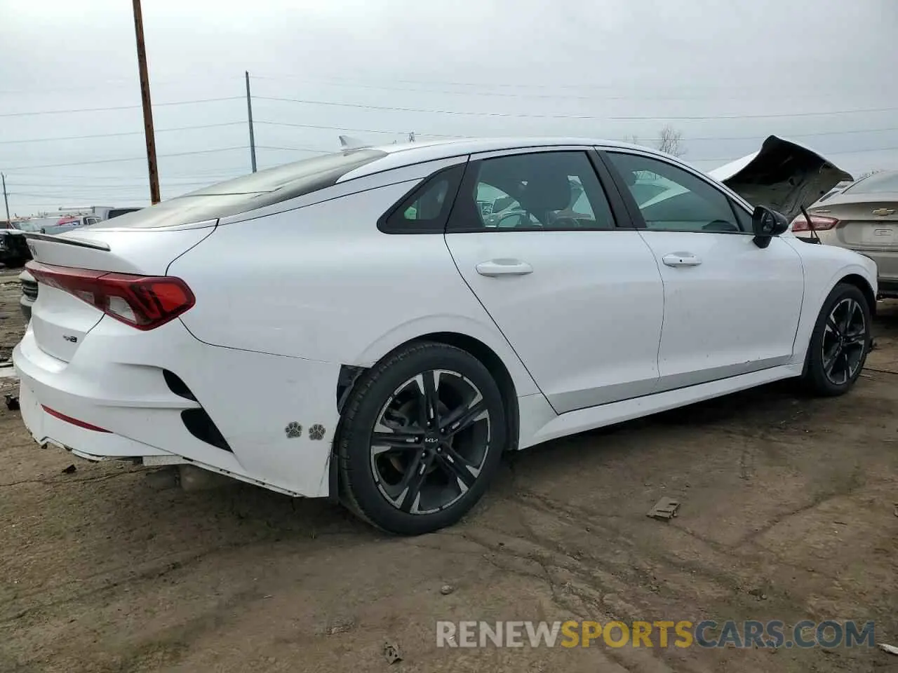 3 fotografías del automóvil dañado 5XXG64J2XNG097914 KIA K5 2022