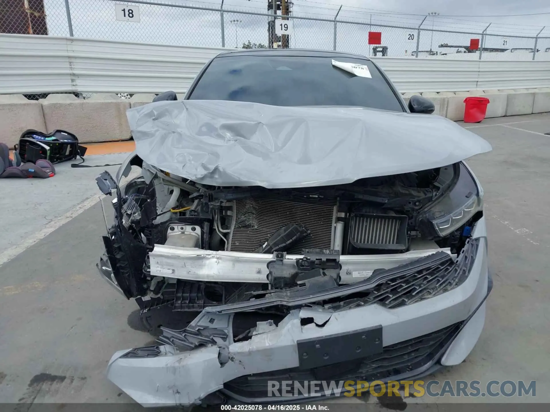 12 fotografías del automóvil dañado 5XXG64J2XNG108720 KIA K5 2022
