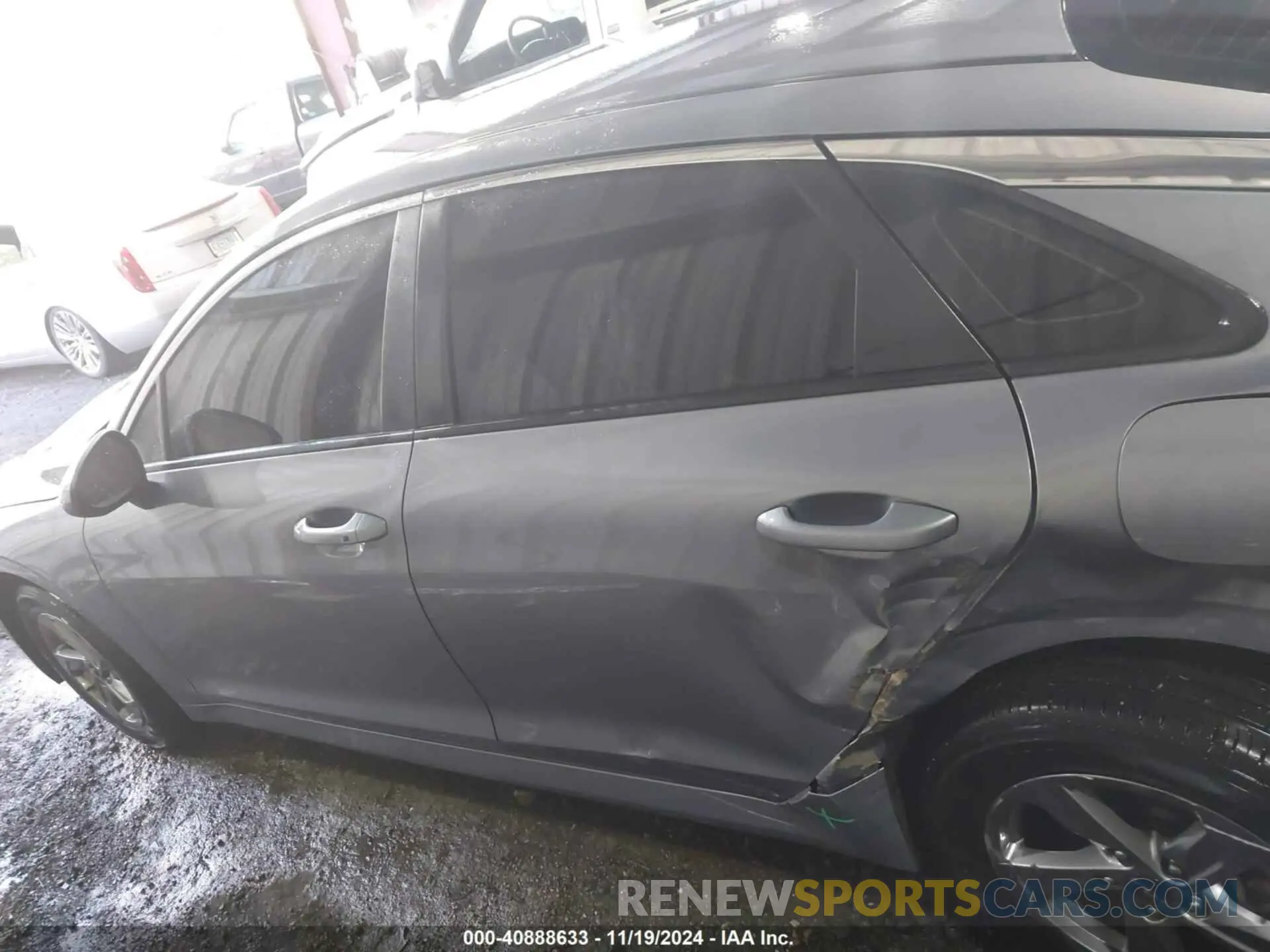 14 fotografías del automóvil dañado 5XXG14J20PG199207 KIA K5 2023