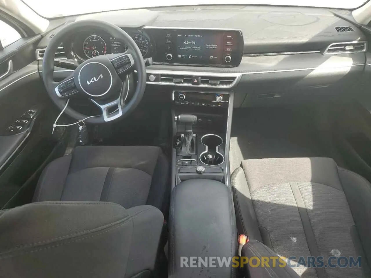 8 fotografías del automóvil dañado 5XXG14J20PG204597 KIA K5 2023