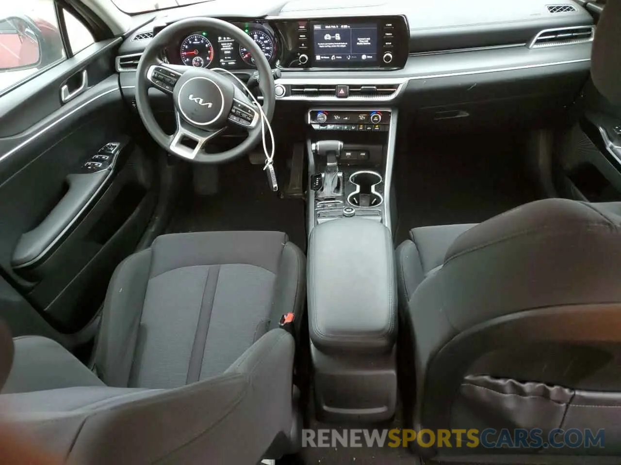 8 fotografías del automóvil dañado 5XXG14J20PG220525 KIA K5 2023