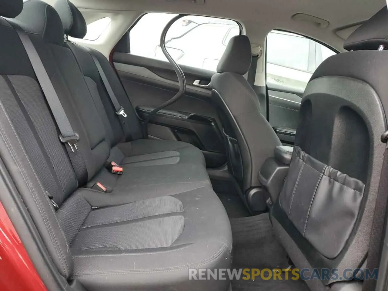 10 fotografías del automóvil dañado 5XXG14J21PG167611 KIA K5 2023