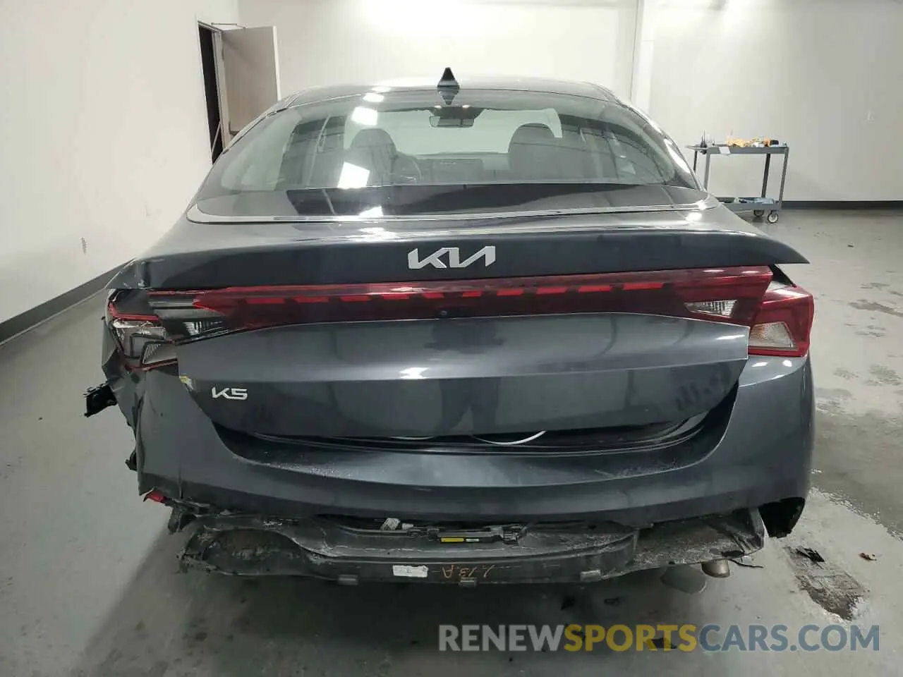 6 fotografías del automóvil dañado 5XXG14J21PG203409 KIA K5 2023