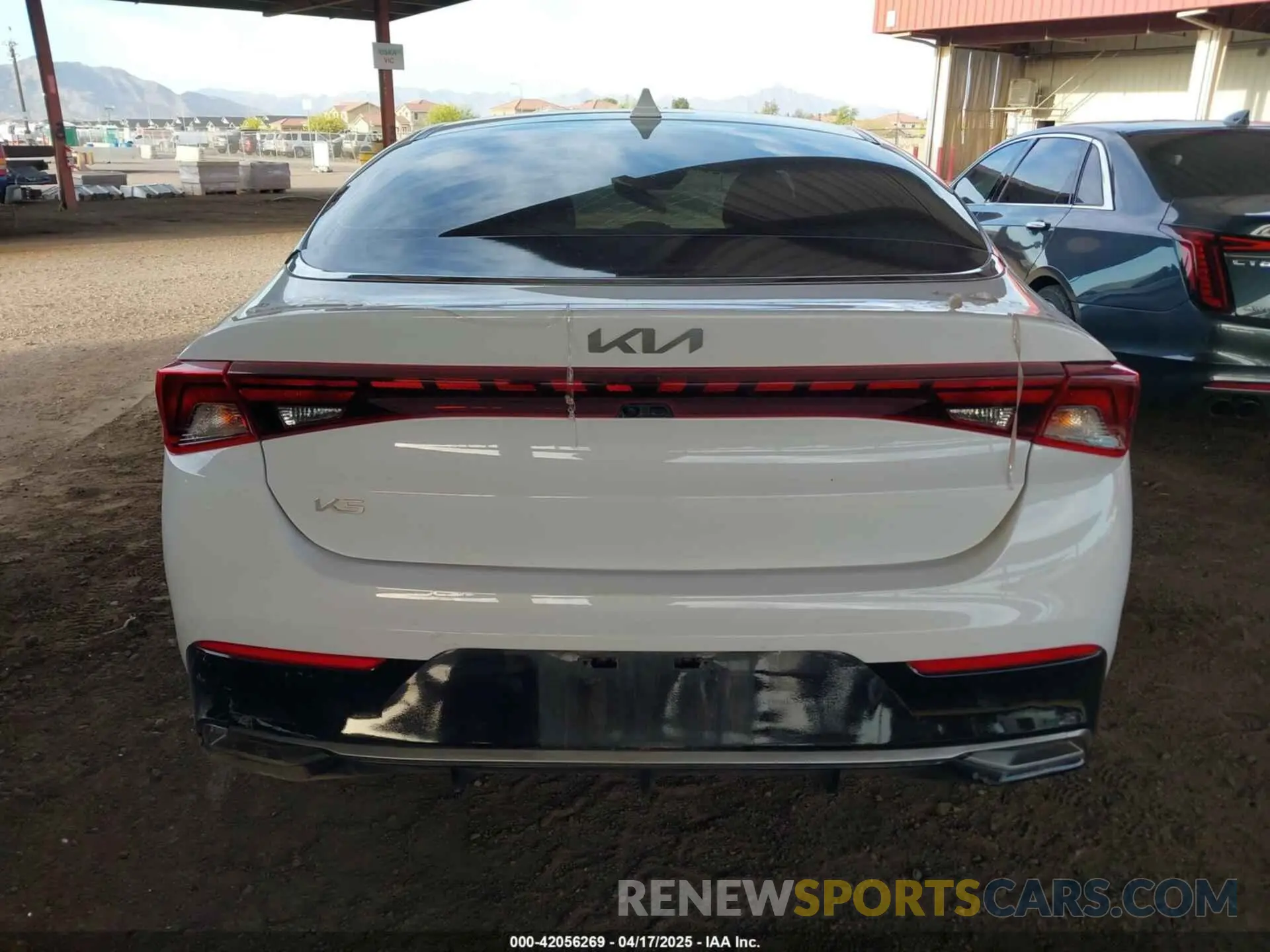 16 fotografías del automóvil dañado 5XXG14J21PG207928 KIA K5 2023