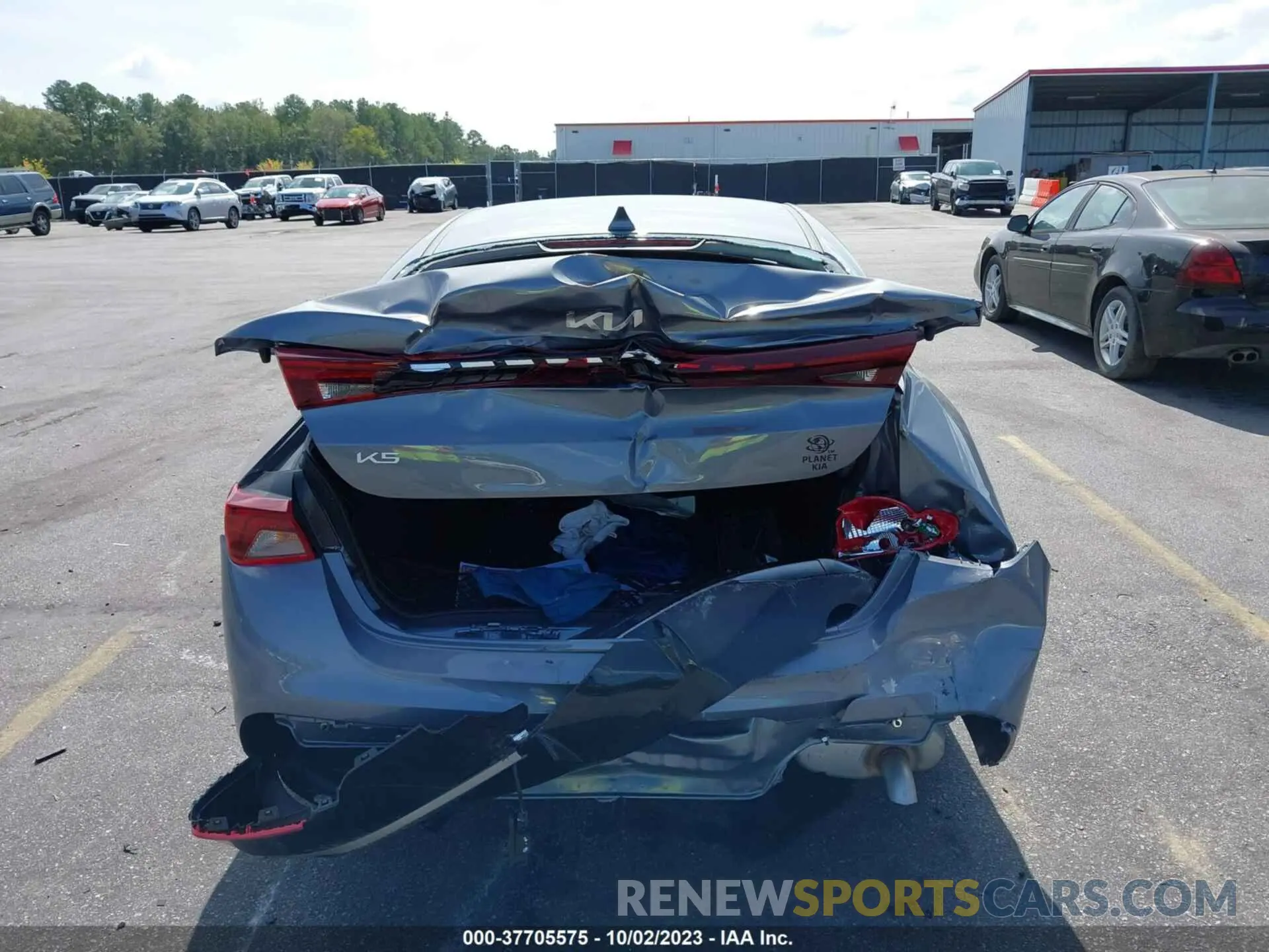 16 fotografías del automóvil dañado 5XXG14J21PG210733 KIA K5 2023
