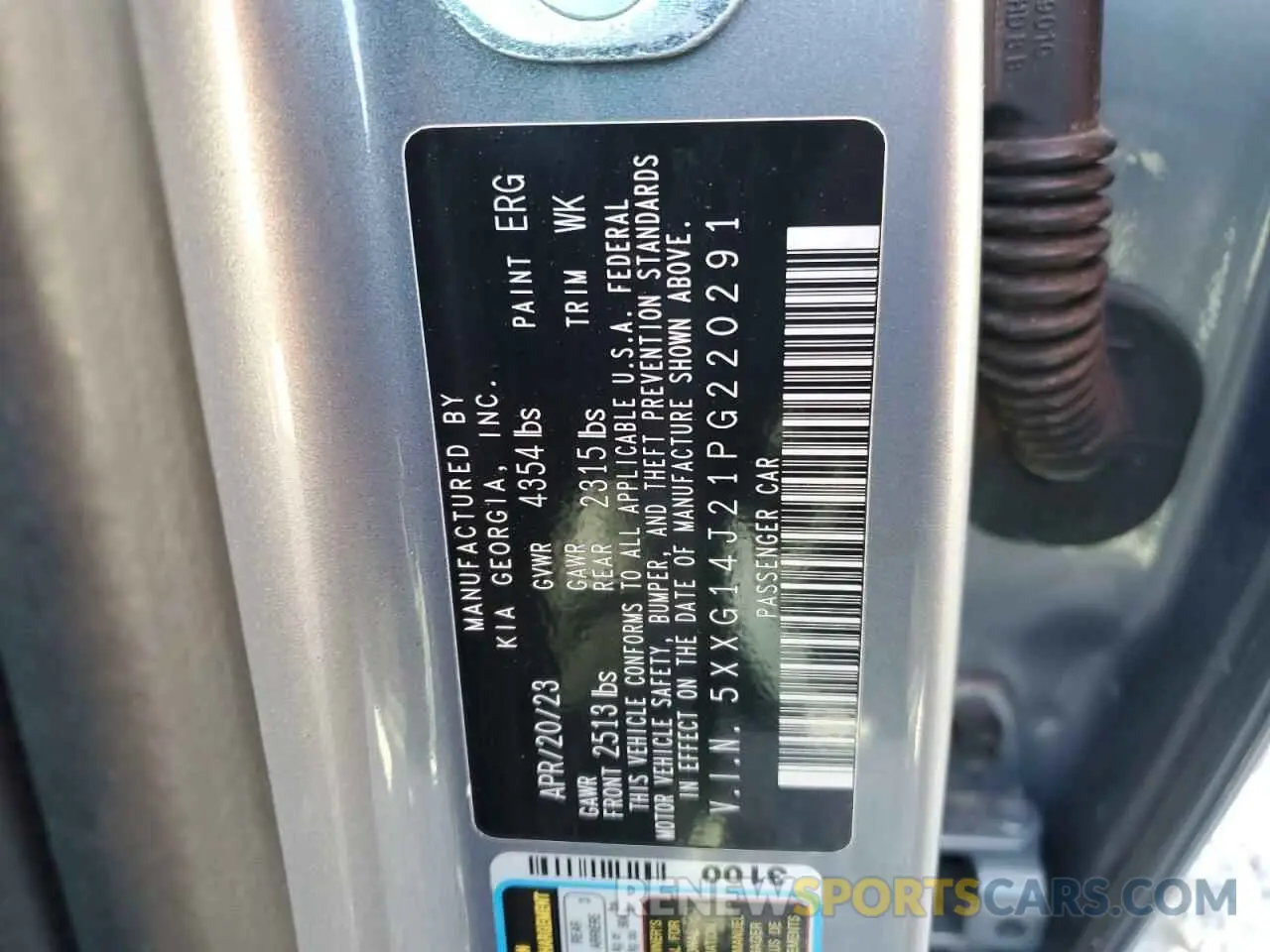 12 fotografías del automóvil dañado 5XXG14J21PG220291 KIA K5 2023