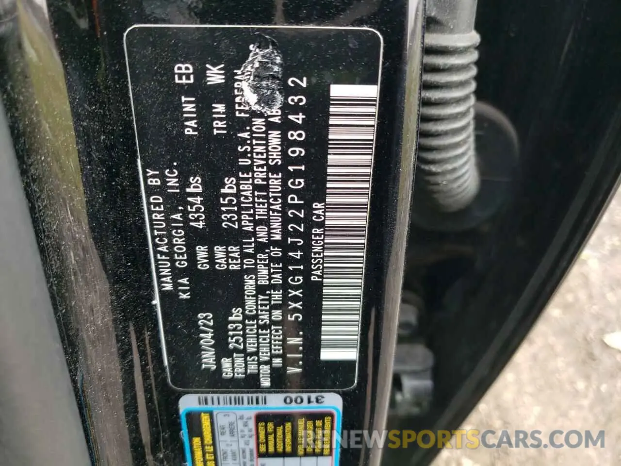 12 fotografías del automóvil dañado 5XXG14J22PG198432 KIA K5 2023