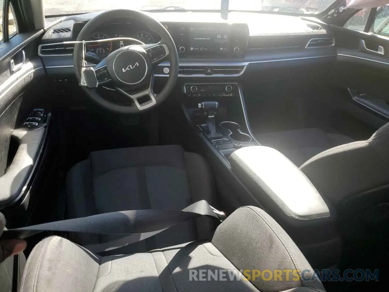 8 fotografías del automóvil dañado 5XXG14J22PG204729 KIA K5 2023