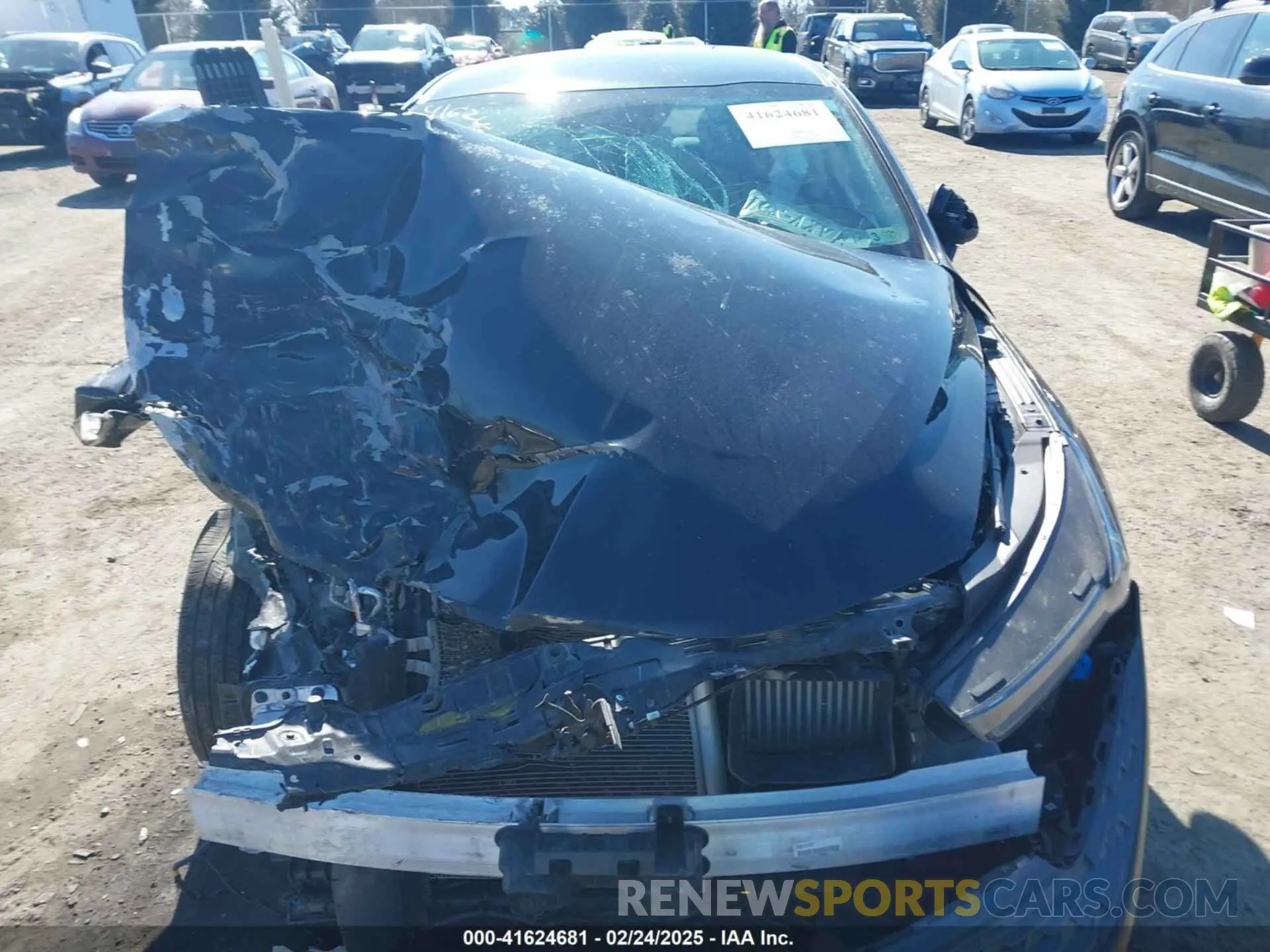 11 fotografías del automóvil dañado 5XXG14J22PG213009 KIA K5 2023