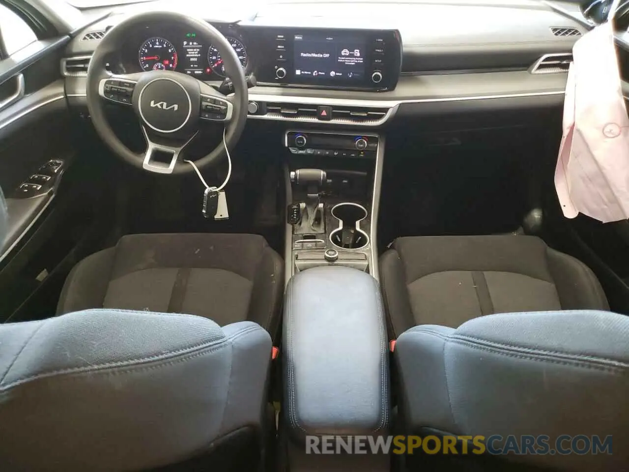 8 fotografías del automóvil dañado 5XXG14J23PG177055 KIA K5 2023