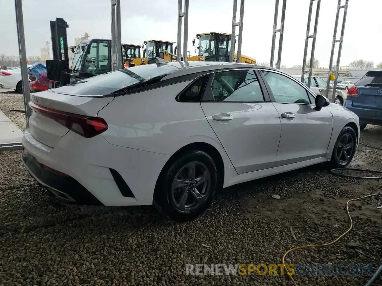 3 fotografías del automóvil dañado 5XXG14J23PG188346 KIA K5 2023