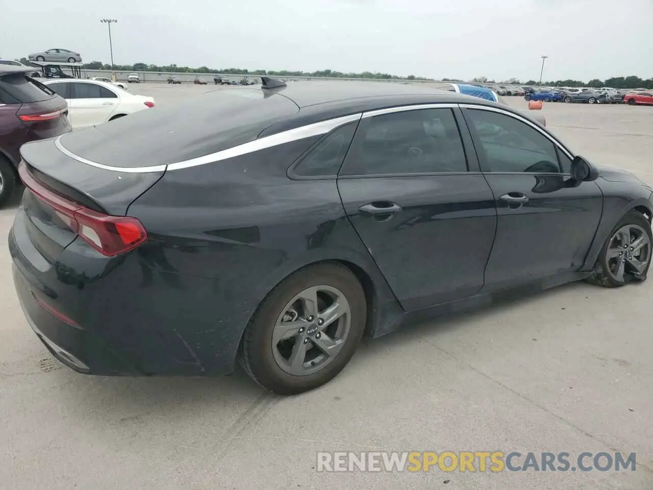 3 fotografías del automóvil dañado 5XXG14J24PG167182 KIA K5 2023