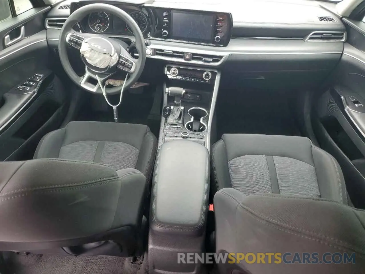 8 fotografías del automóvil dañado 5XXG14J24PG167182 KIA K5 2023