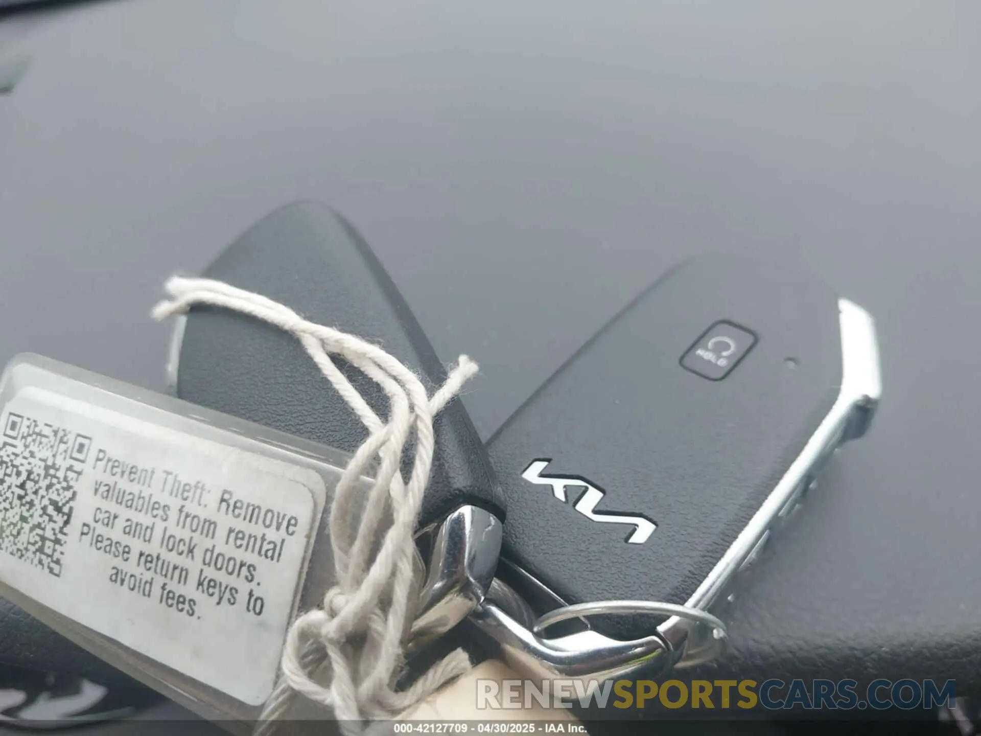 11 fotografías del automóvil dañado 5XXG14J24PG196018 KIA K5 2023