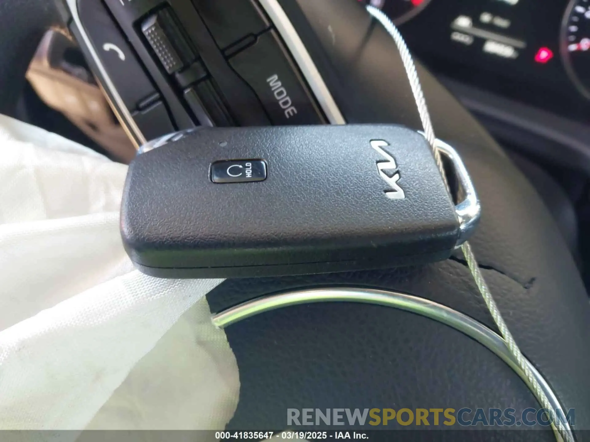 11 fotografías del automóvil dañado 5XXG14J24PG204036 KIA K5 2023
