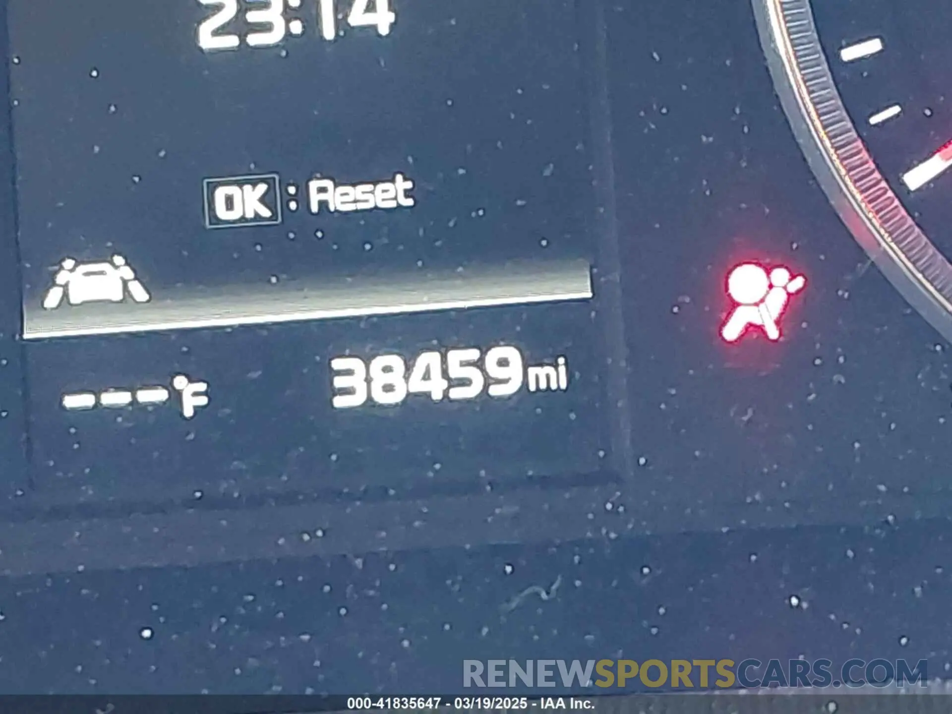 15 fotografías del automóvil dañado 5XXG14J24PG204036 KIA K5 2023