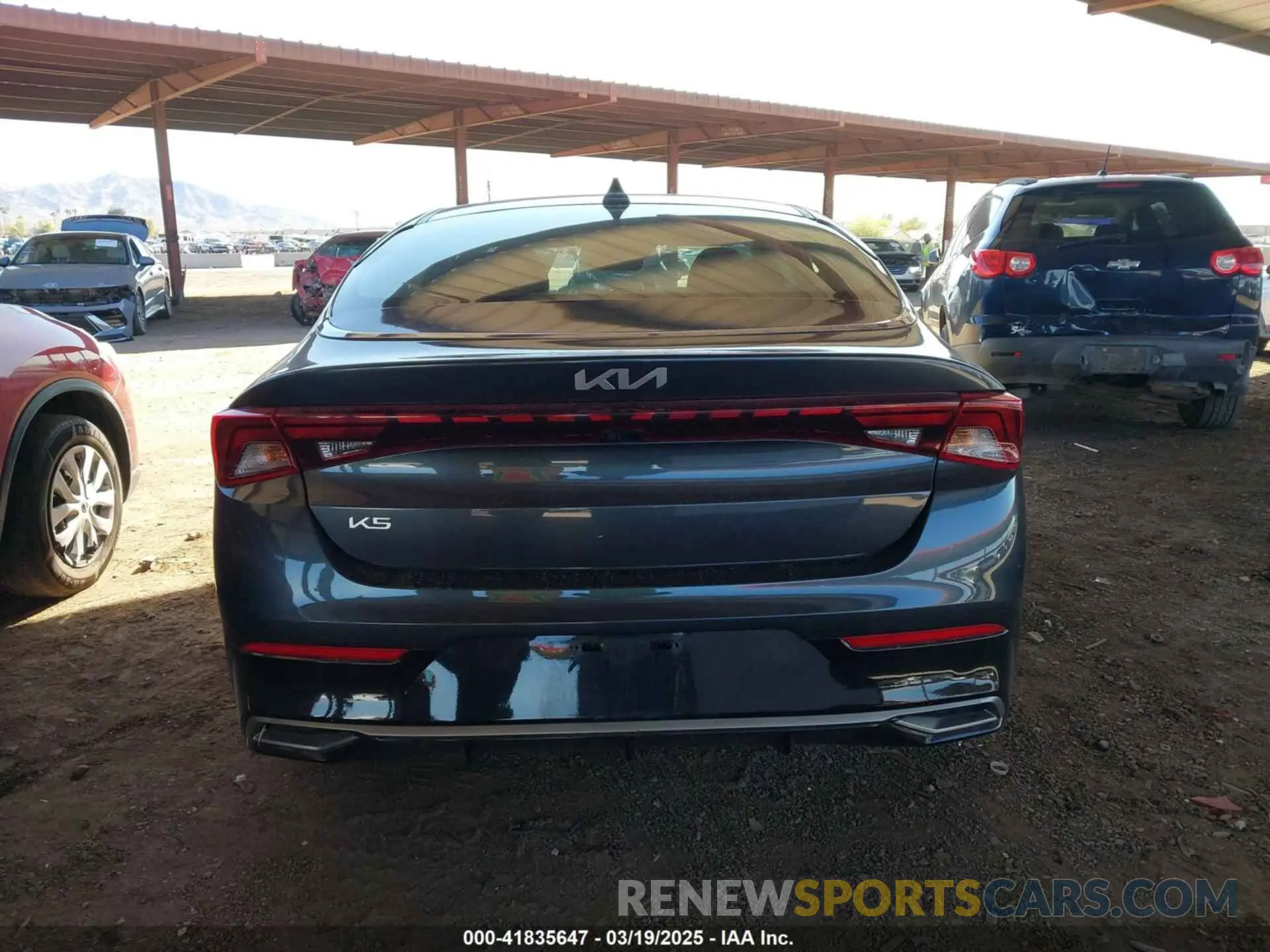 16 fotografías del automóvil dañado 5XXG14J24PG204036 KIA K5 2023