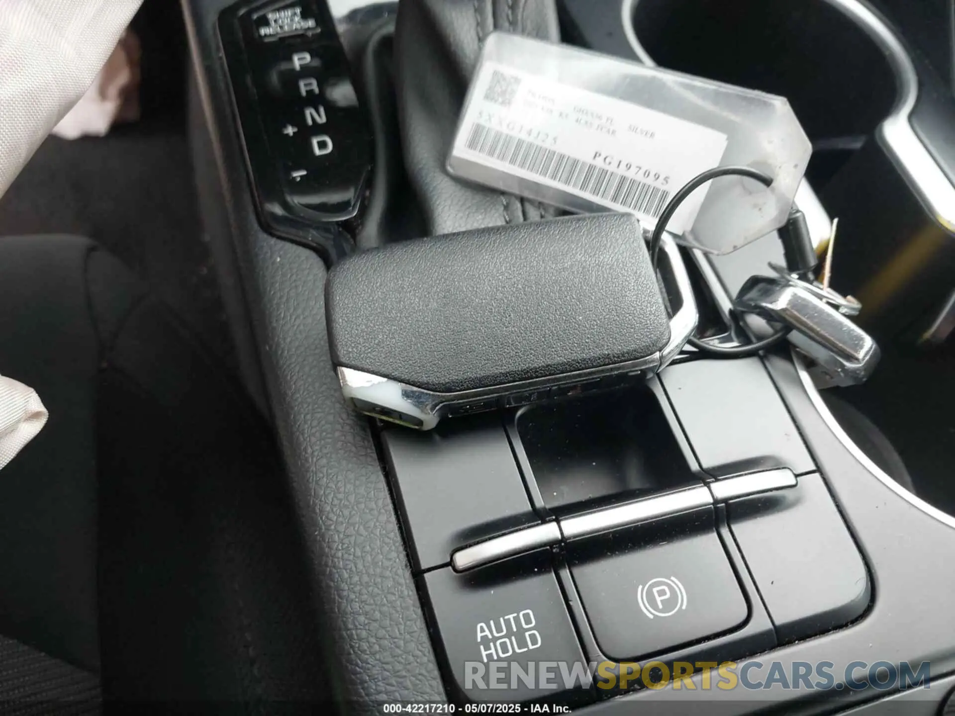 11 fotografías del automóvil dañado 5XXG14J25PG197095 KIA K5 2023