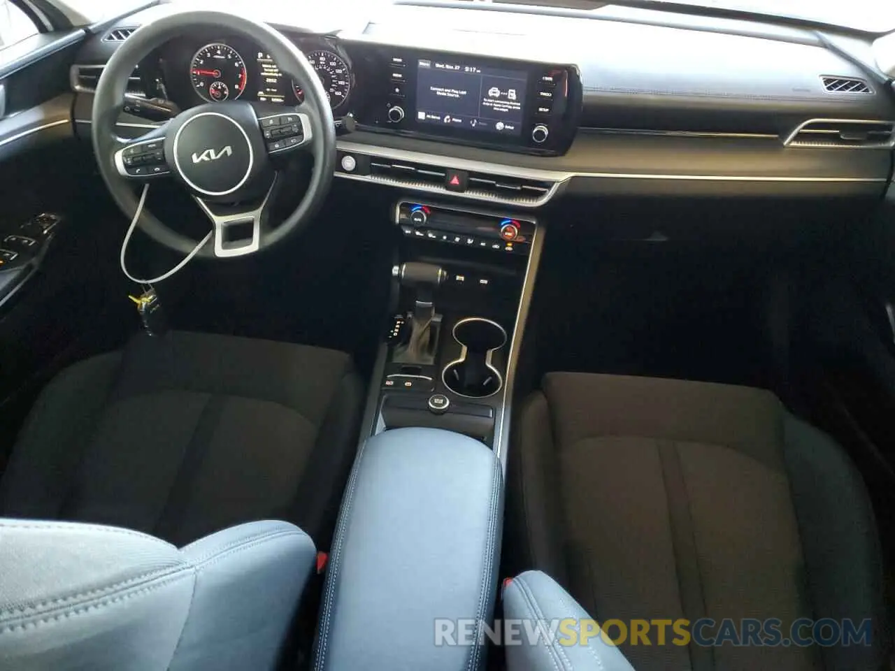 8 fotografías del automóvil dañado 5XXG14J25PG205244 KIA K5 2023