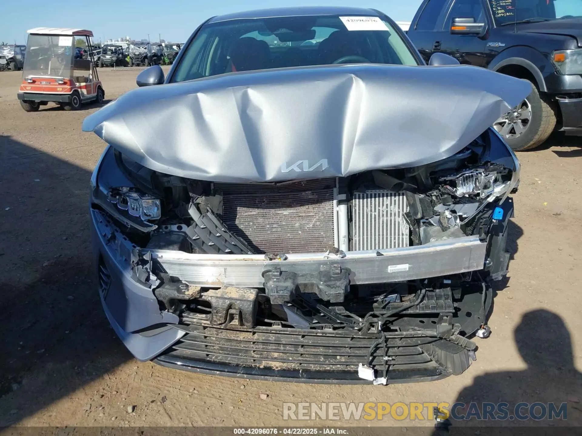 6 fotografías del automóvil dañado 5XXG14J25PG209827 KIA K5 2023