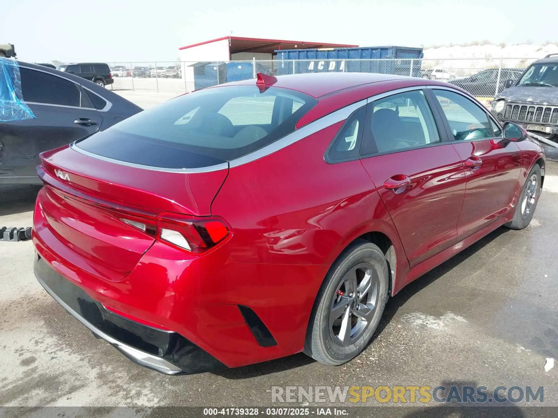 4 fotografías del automóvil dañado 5XXG14J26PG195047 KIA K5 2023