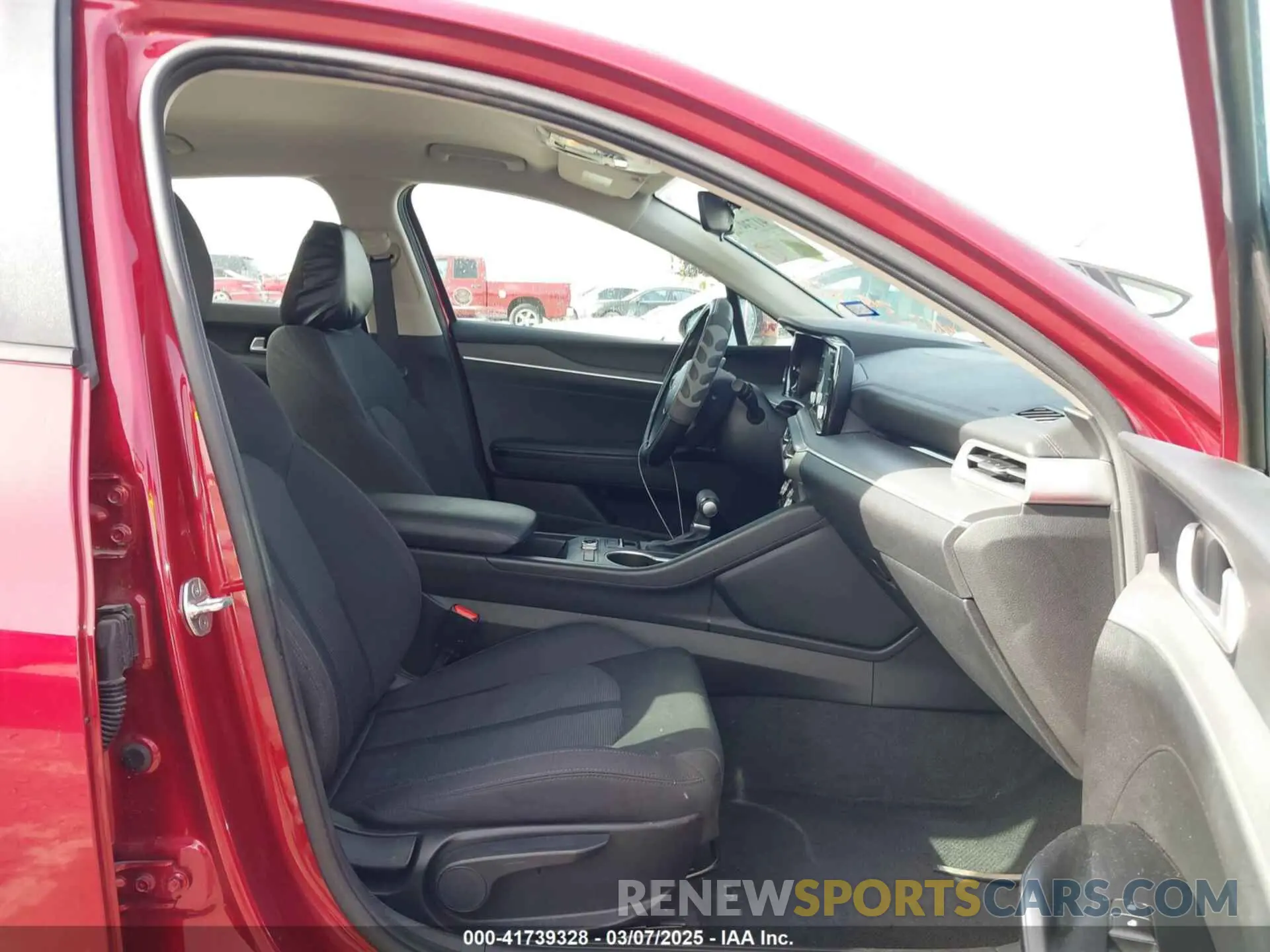 5 fotografías del automóvil dañado 5XXG14J26PG195047 KIA K5 2023