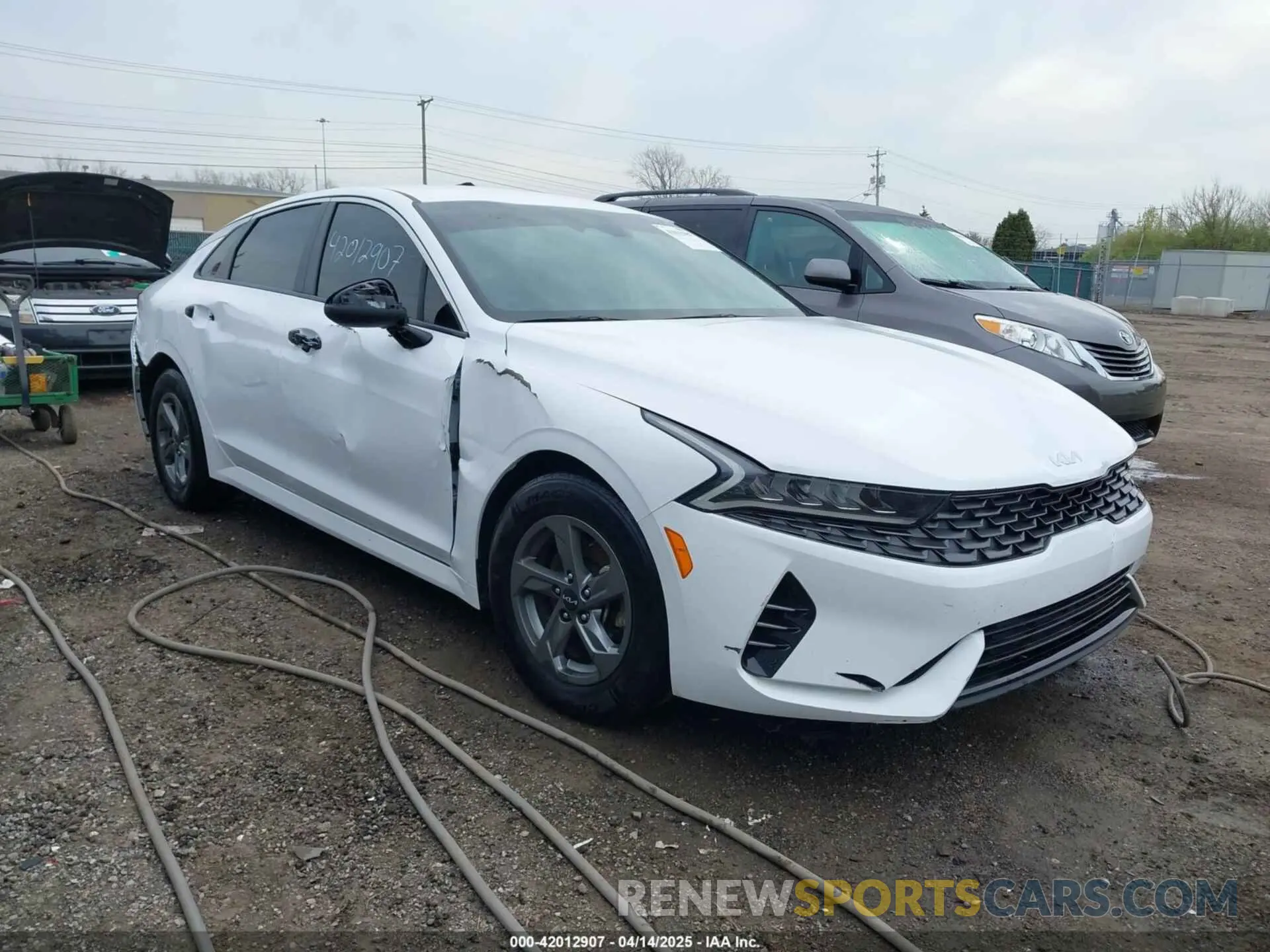 1 fotografías del automóvil dañado 5XXG14J26PG203910 KIA K5 2023