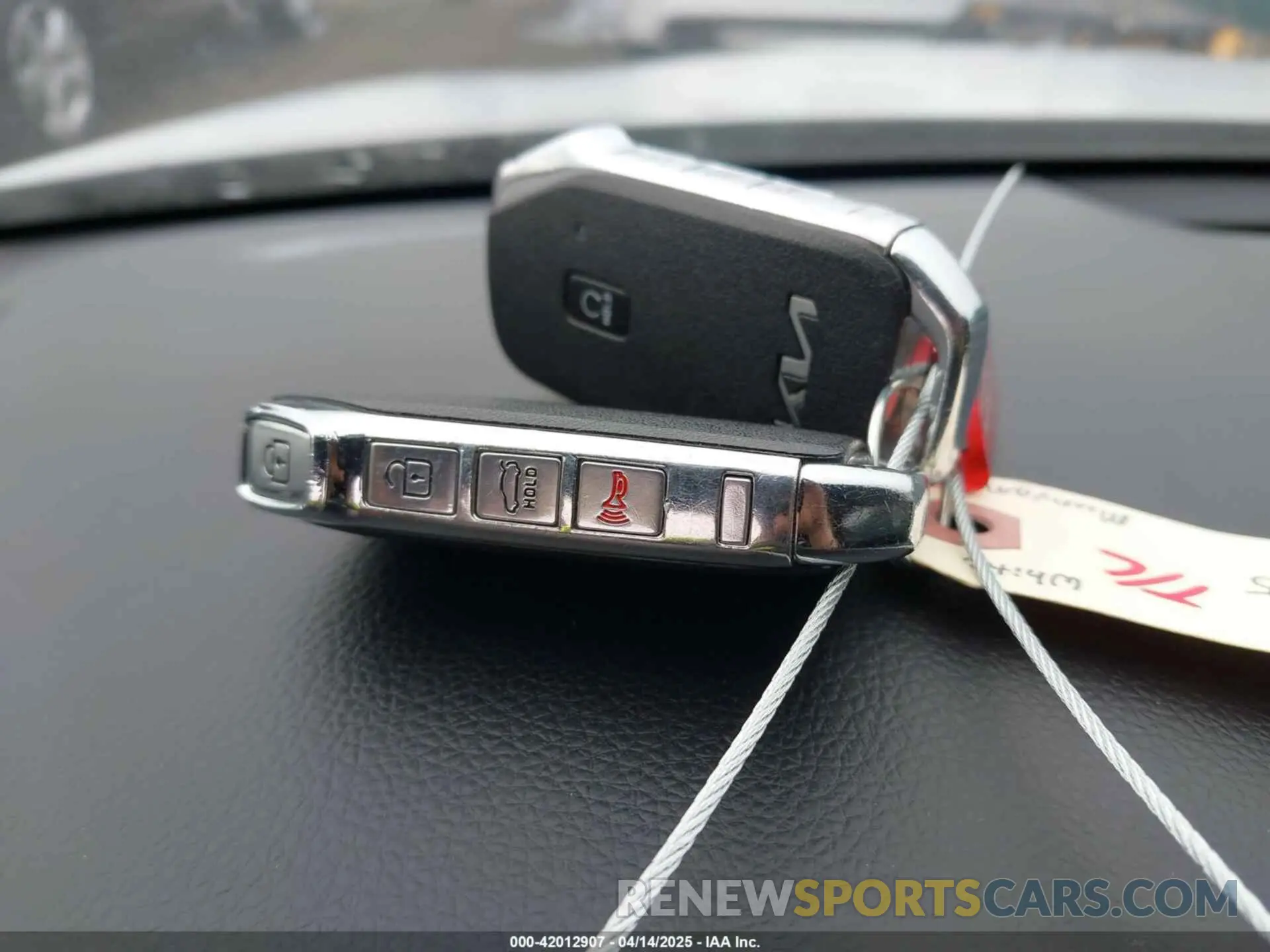 11 fotografías del automóvil dañado 5XXG14J26PG203910 KIA K5 2023