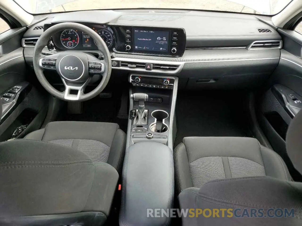 8 fotografías del automóvil dañado 5XXG14J27PG209070 KIA K5 2023